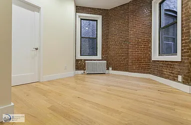 Rented by Metropolitan Property Group