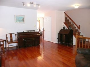 3060 Mozart Dr, Silver Spring, MD 20904