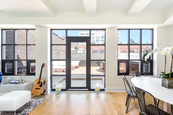 Sold by Compass | media 14