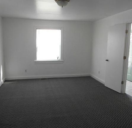 3rd image of 2227 Marshall Ave