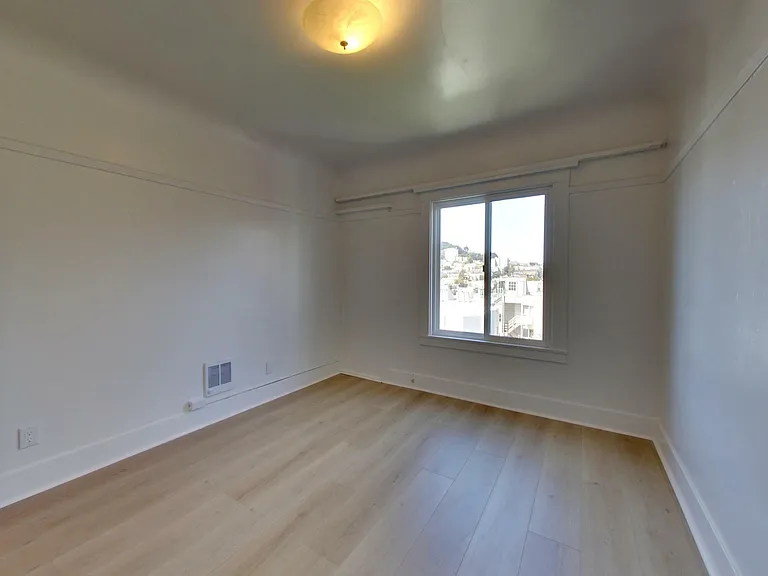 425 Steiner St #3 — Photo 14