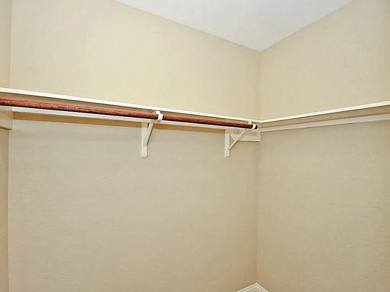 12225 Medina Lake Dr — Photo 25