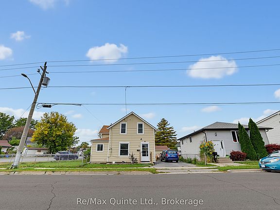 2nd image of 84 Moira St E