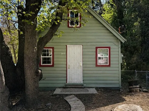 369 Log Ln, Crestline, CA 92325