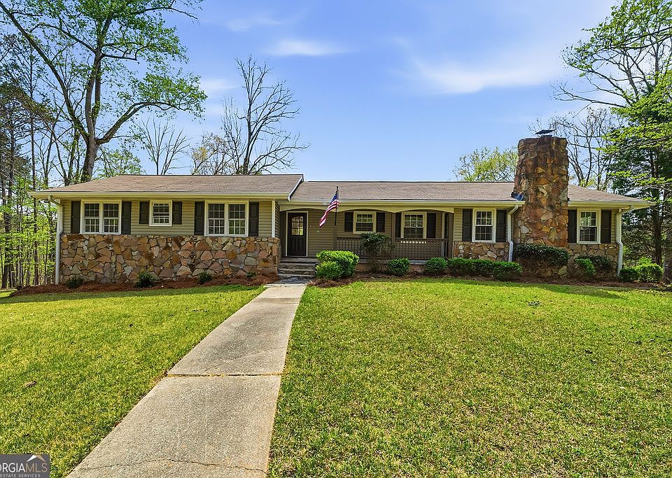 1st image of 5606 W Chapel Hill Rd