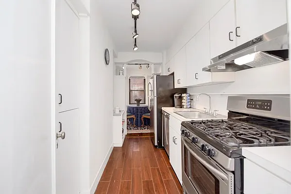 Sold by Keller Williams NYC | media 2