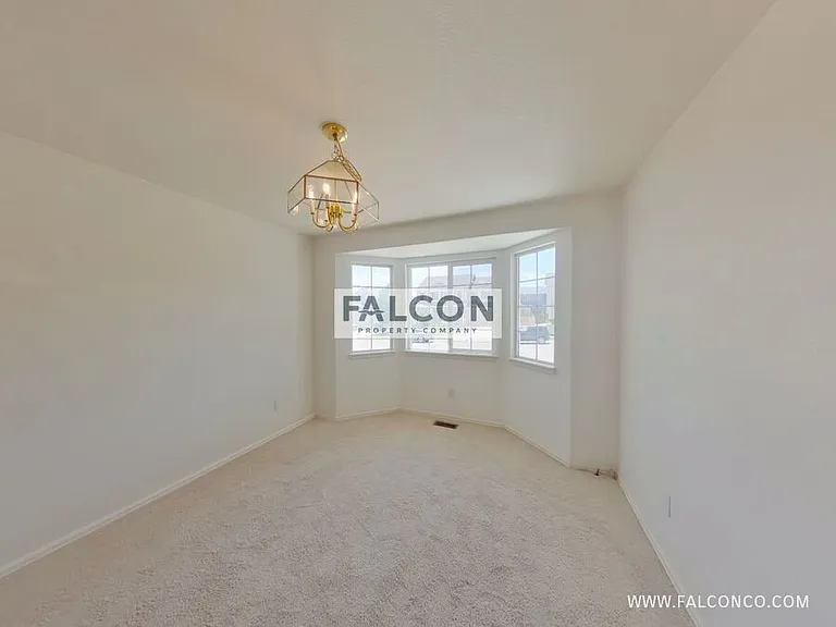 6536 Graymont Dr — Photo 2