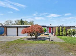 803 Alvord Ave N, Kent, WA 98031