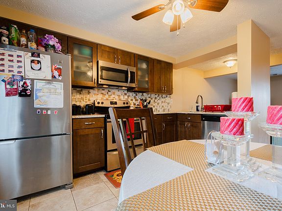 5th image of 2112 Tanglewood Dr