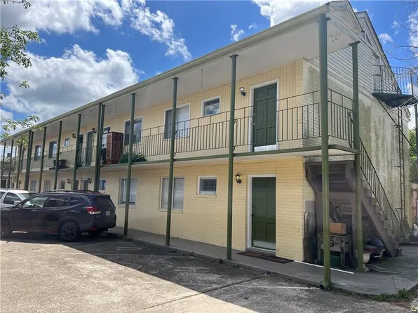 418 Pelican Ave APT D, New Orleans, LA 70114