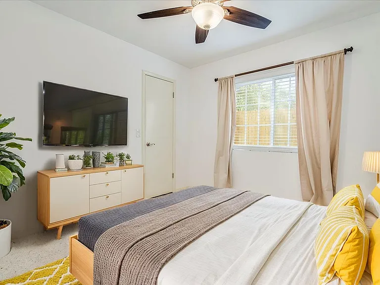 3111 Festus Dr — Photo 13