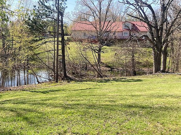 5th image of 15050 Apple Blossom Ln
