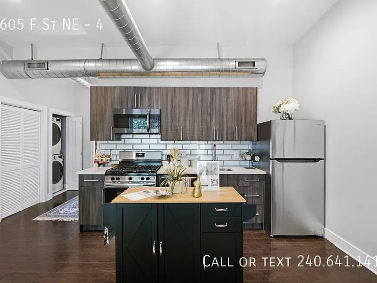 1605 F St NE #4 — Photo 4