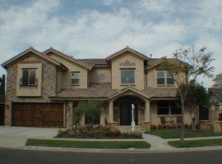 12081 Chianti Dr, Los Alamitos, CA 90720
