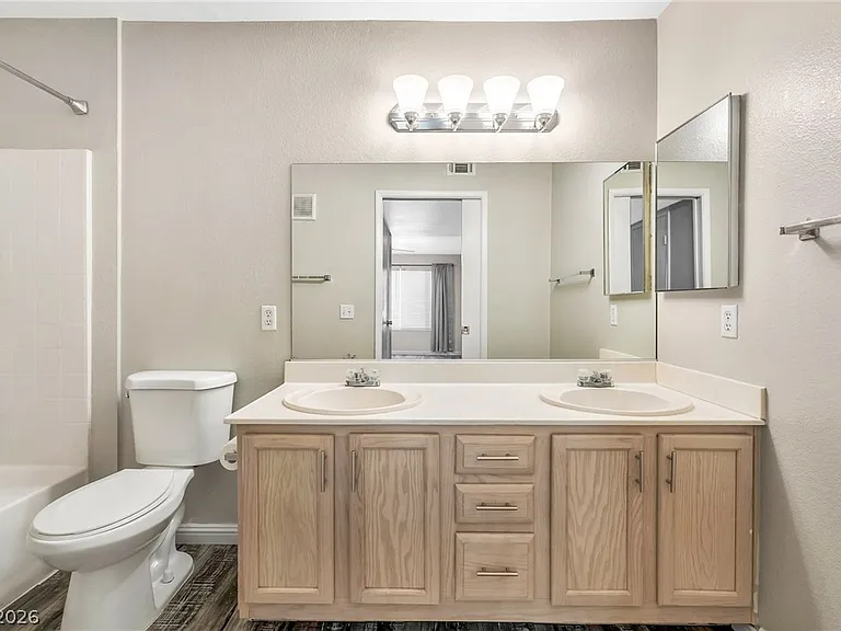 3060 Tarpon Dr #102 — Photo 14