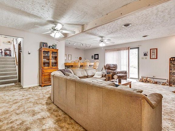 4th image of 3809 Lainey Dr