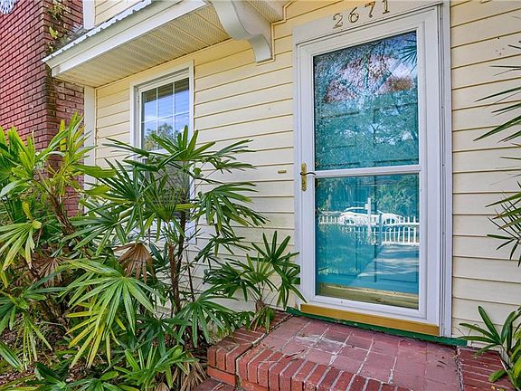 4th image of 2671 Bayside Dr S