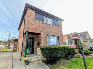 9527 S Parnell Ave, Chicago, IL 60628