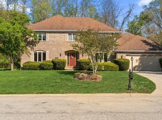 394 Westchester Ln, Valparaiso, IN