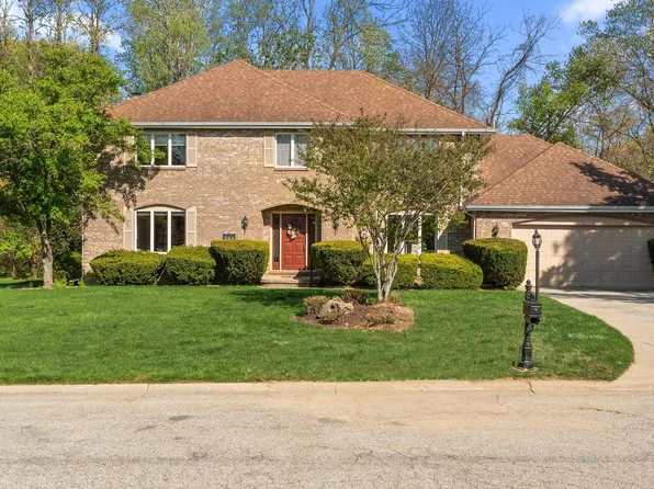 394 Westchester Ln, Valparaiso, IN 46385