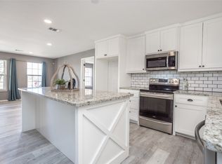 1406 S Grand Ave, Gainesville, TX 76240