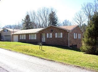 168 1st St, Shady Spring, WV 25918