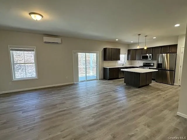 2 bed, 2.0 bath, 1200 sqft, $2,800 — Photo 4