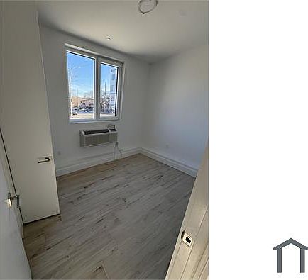 4th image of 589 Saratoga Ave #1A