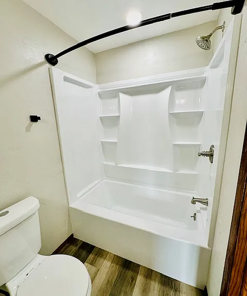 1038 E Northwood Dr — Photo 13