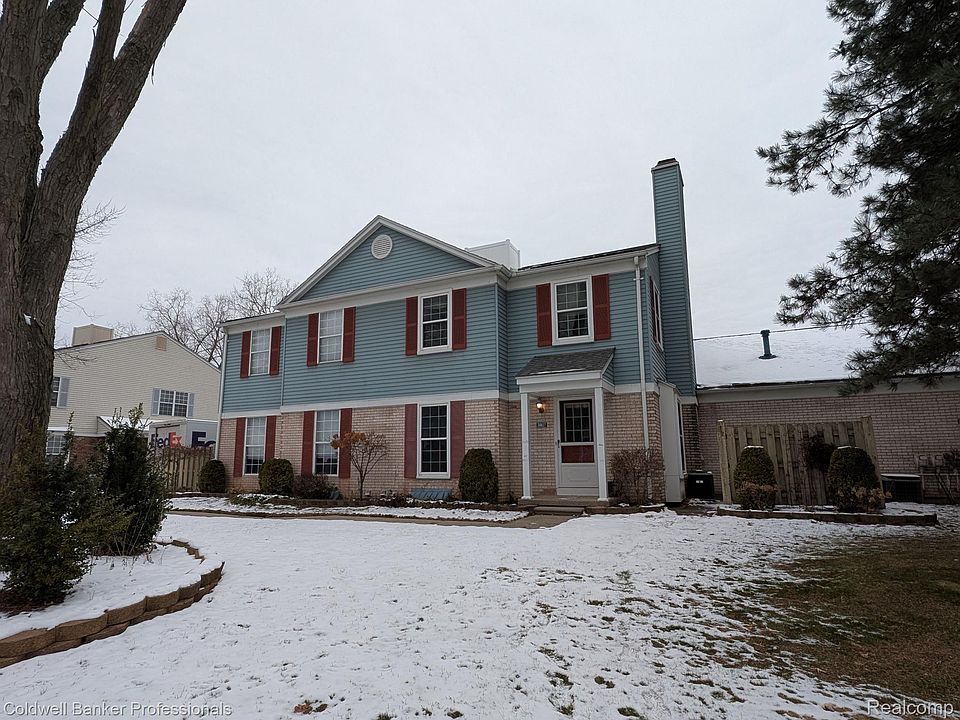 1st image of 24627 Lake Meadow Dr #50