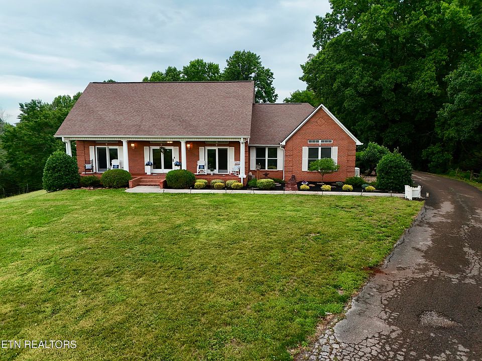 7th image of 630 Kenny Brook Ln
