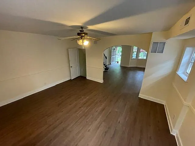 3920 Fairview Ave — Photo 13