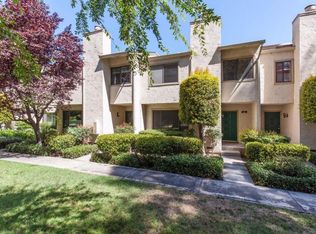 33 Starlite Ct, Mountain View, CA 94043