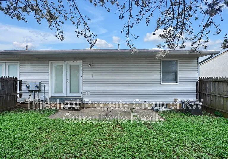 5809-5811 Pepperwood Ct #5809 — Photo 24