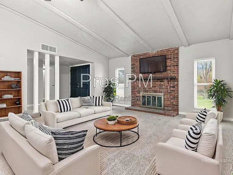 5281 Reed Dr — Photo 3