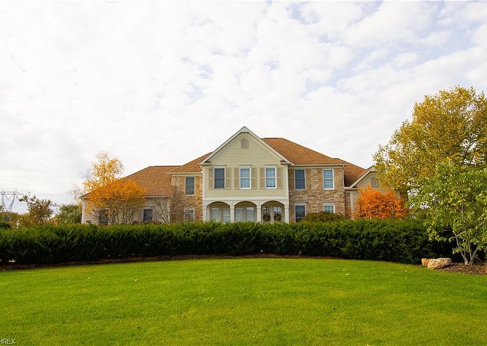 1st image of 3604 Windsong Dr