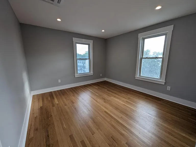 150 Orange St #3 — Photo 9