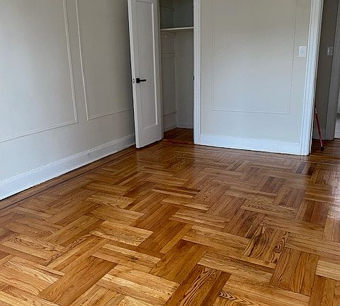 3rd image of 41-25 44th St APT D4