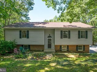 200 Ben Davis Dr, Linden, VA 22642