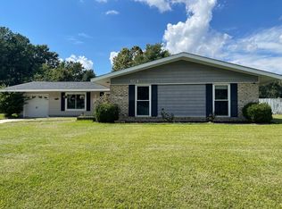 104 Timber Ln, Jacksonville, NC 28540