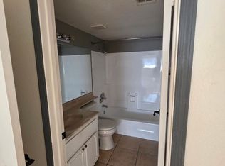 Hacienda Park apartments is centrally located and offers extra large 2 bedroom/2 bath apartments., Phoenix, AZ 85017