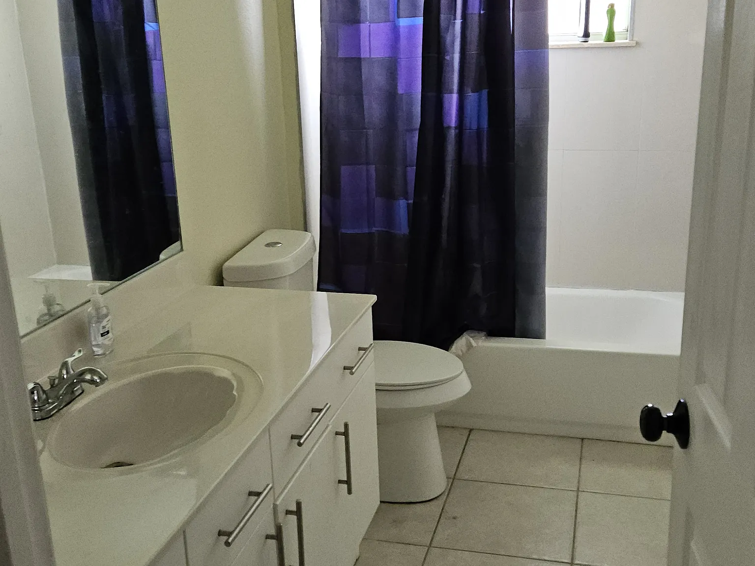 1 bed, 1330 sqft, $700 — Photo 3