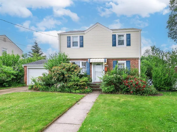 2195 3rd Street, East Meadow, NY 11554