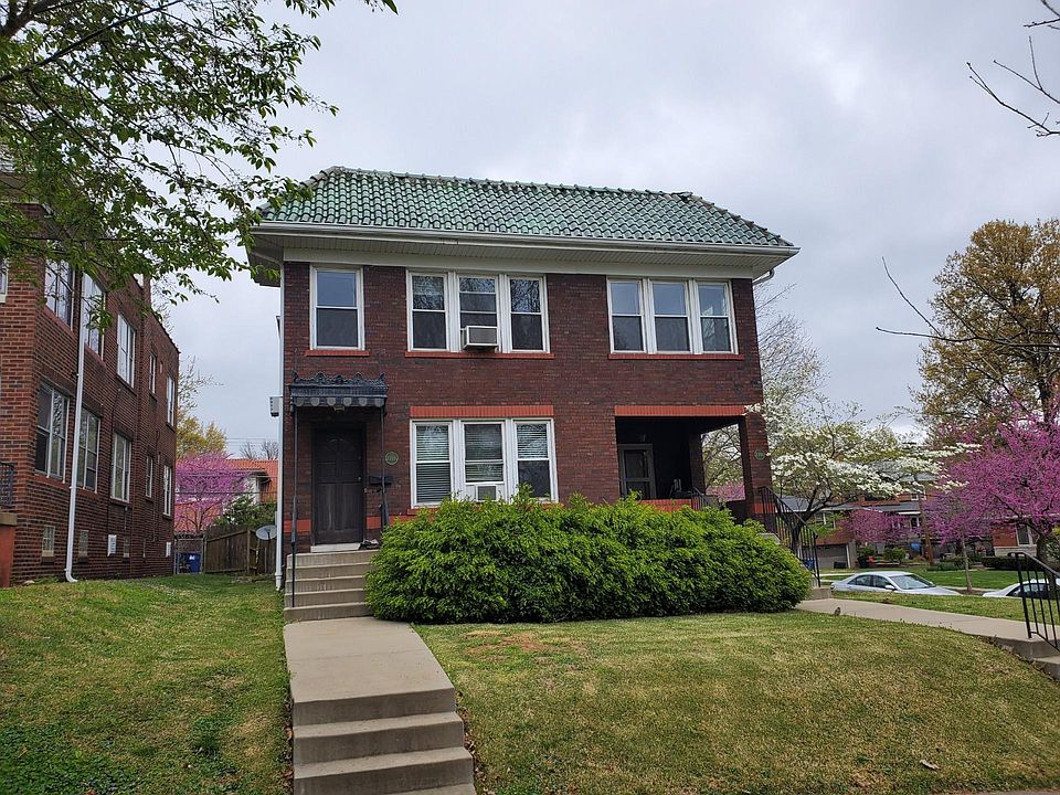1st image of 1013 Moorlands Dr
