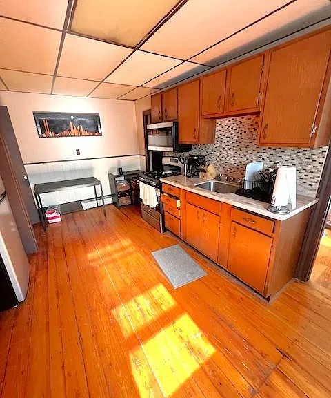 299 K St #3 — Photo 4