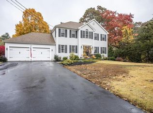 32 Field St, Taunton, MA 02780