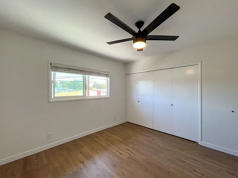 3814 S Bronson Ave — Photo 13