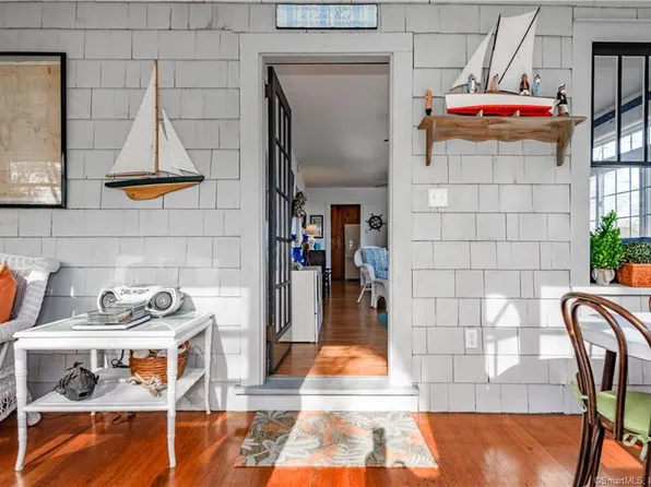 6 Seaview Road, Old Lyme, CT 06371