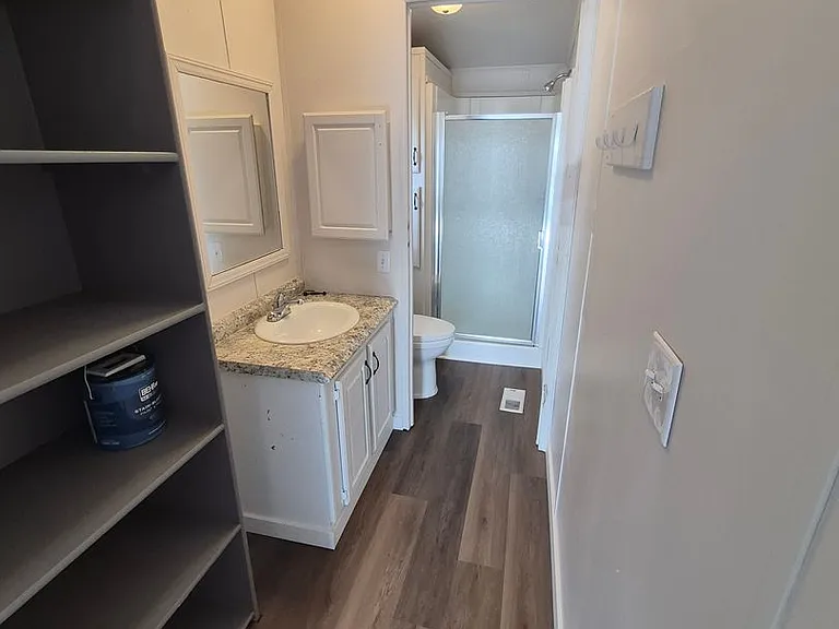 341-343 NW Hemlock Ct — Photo 10