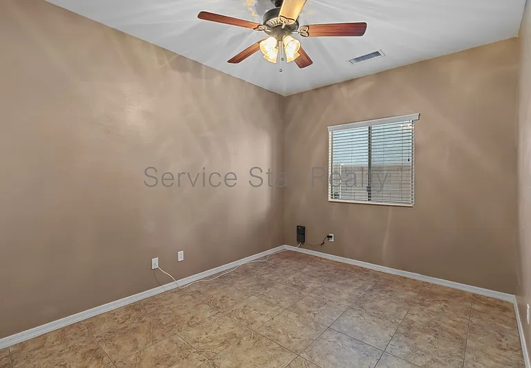 30191 W Mulberry Dr — Photo 7